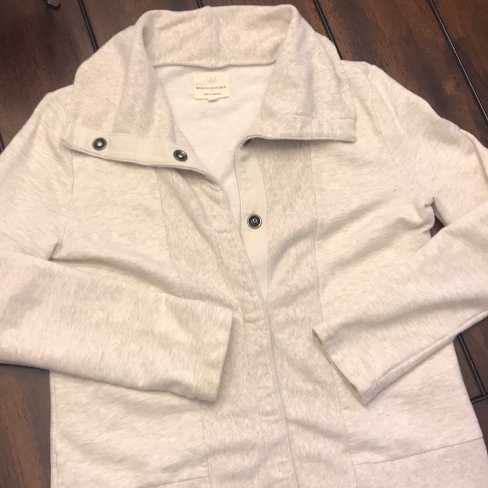 Banana Republic sweatshirt